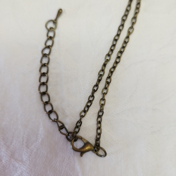 Reversible deer pendant necklace - Picture 3 of 5